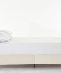 Peyton Upholstered Queen Platform Bed