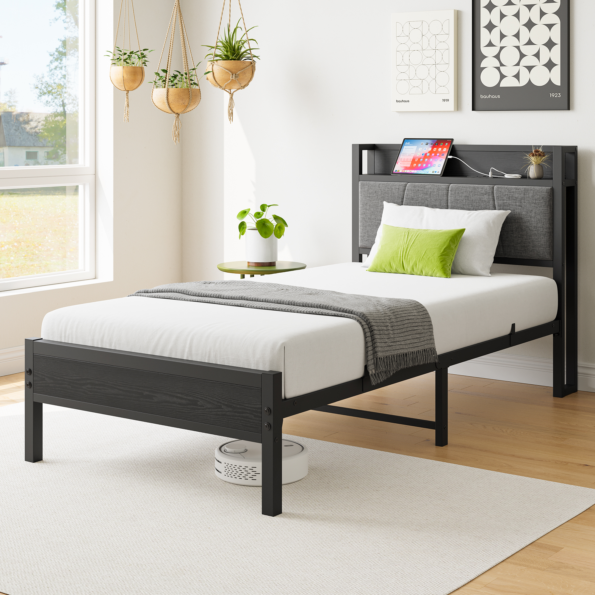 Metal & Wood Twin Size Platfrom Bed Frame