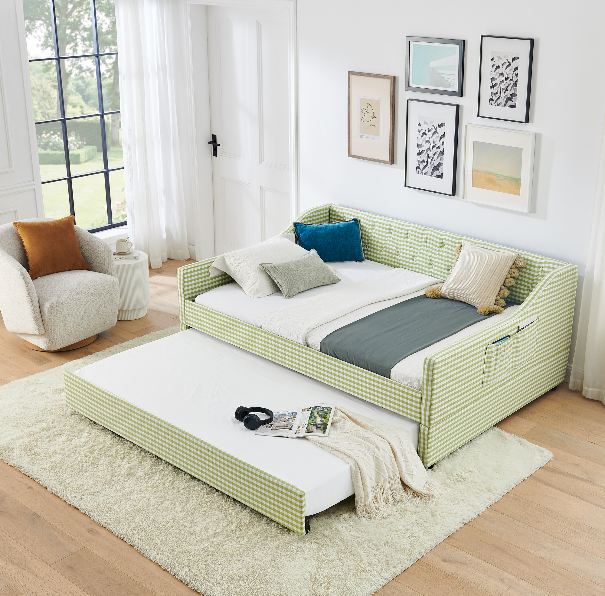 Full‑Size Upholstered Convertible Daybed