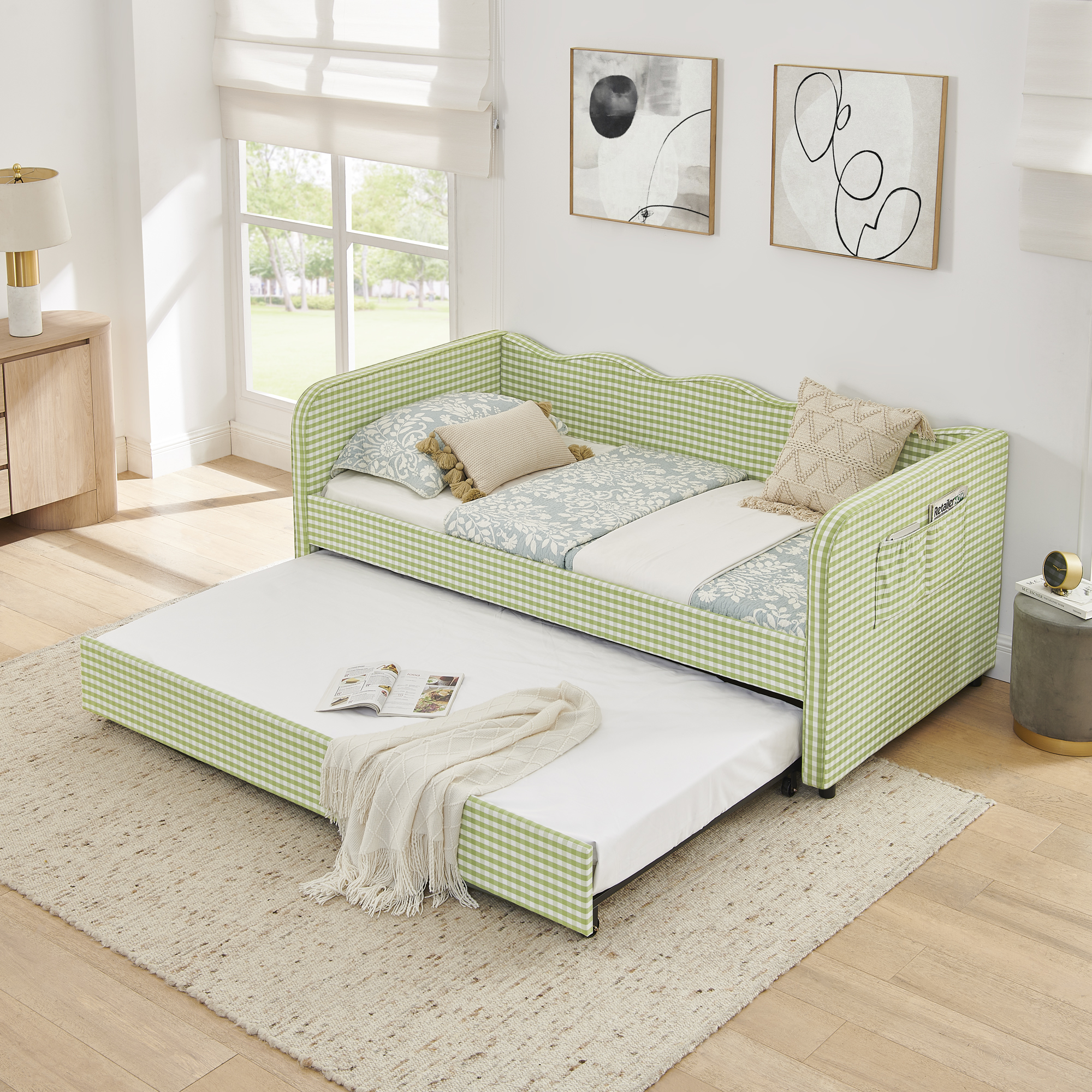 Twin‑Size Daybed with Pull‑Out Trundle