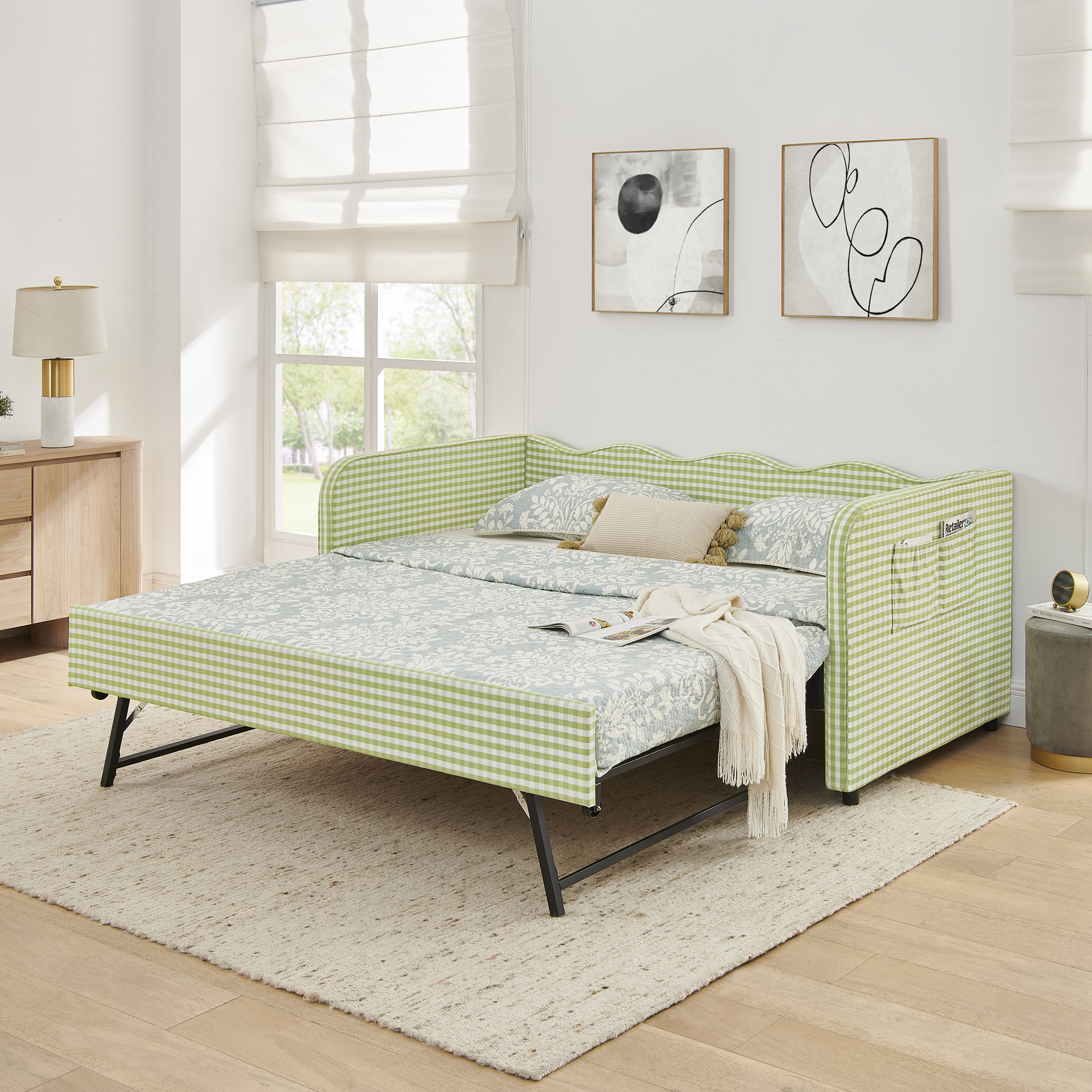 Twin‑Size Daybed with Pull‑Out Trundle