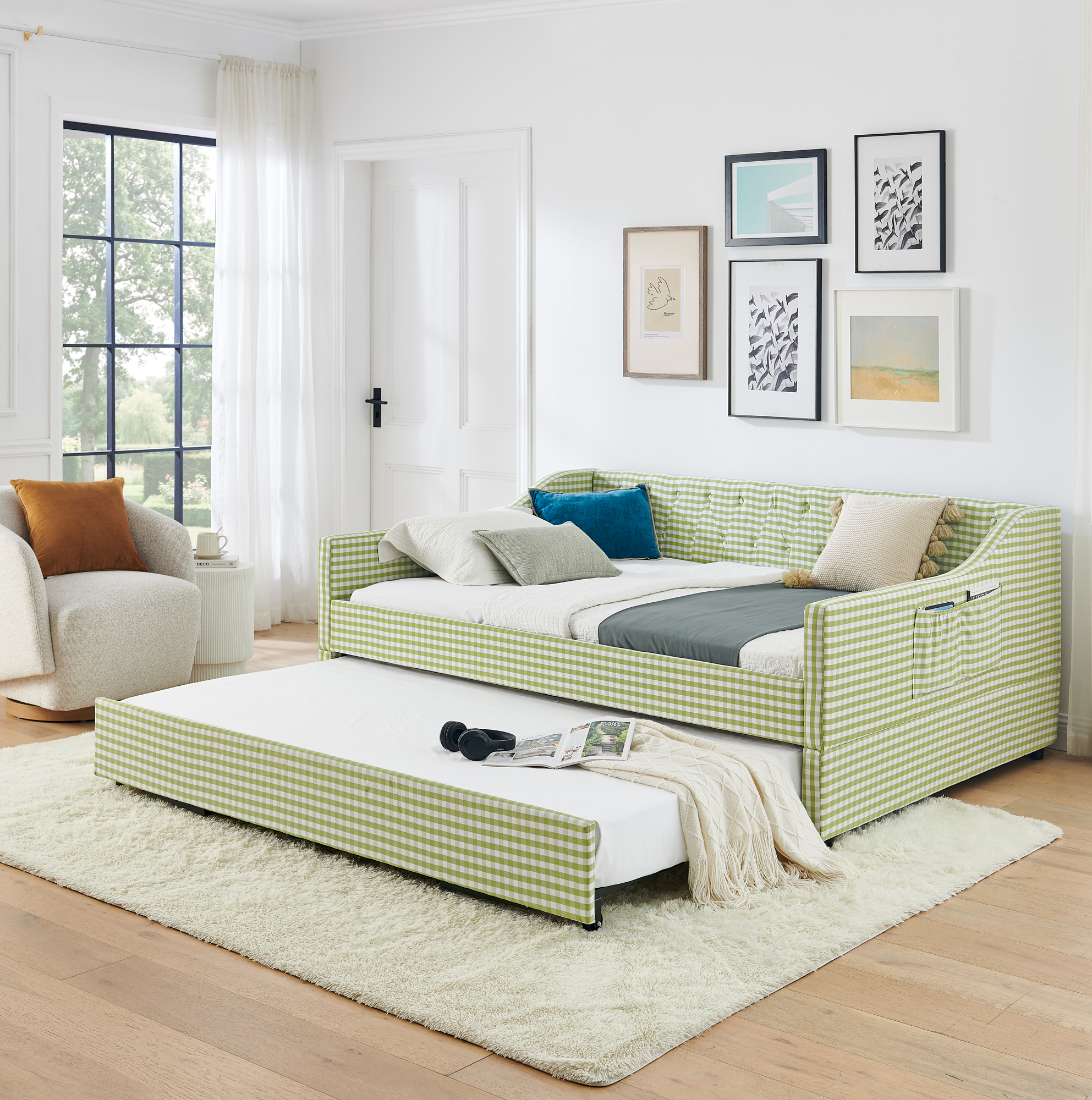 Full‑Size Upholstered Convertible Daybed
