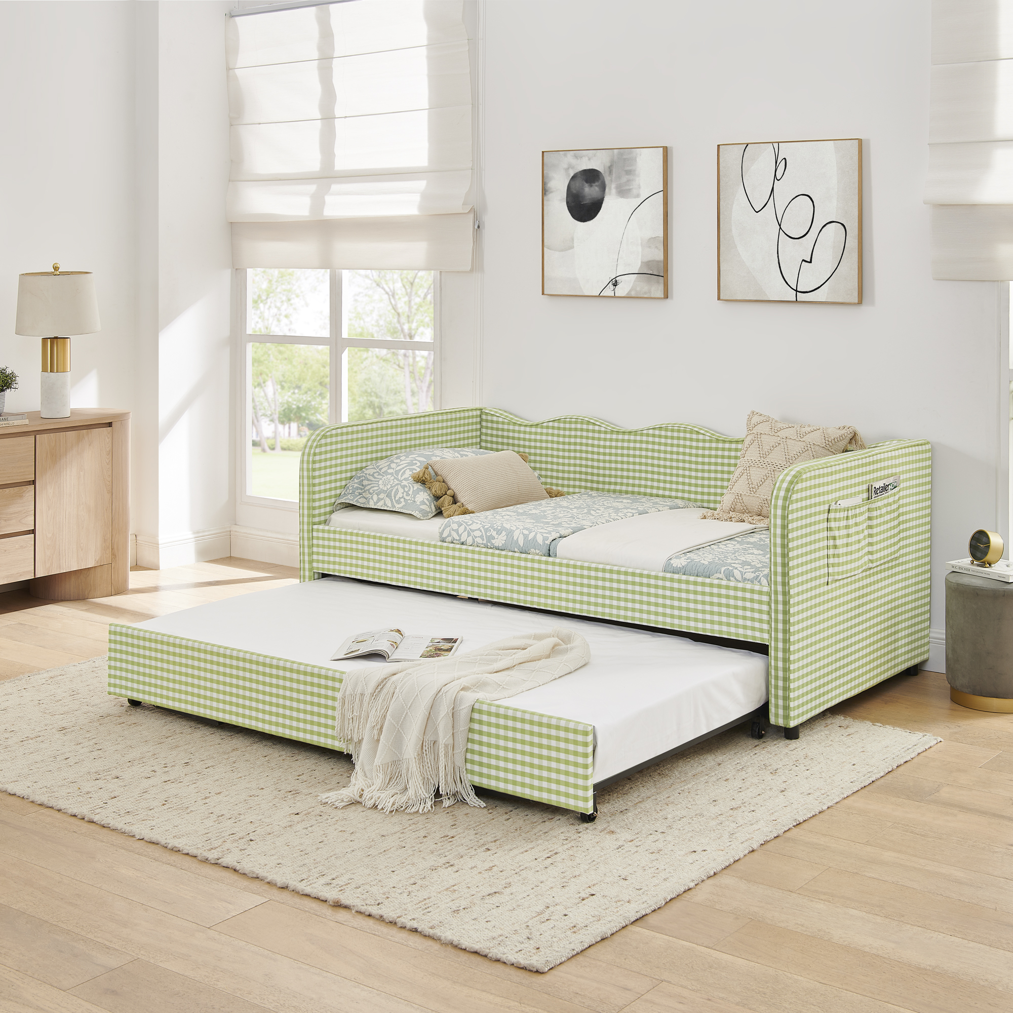 Twin‑Size Daybed with Pull‑Out Trundle