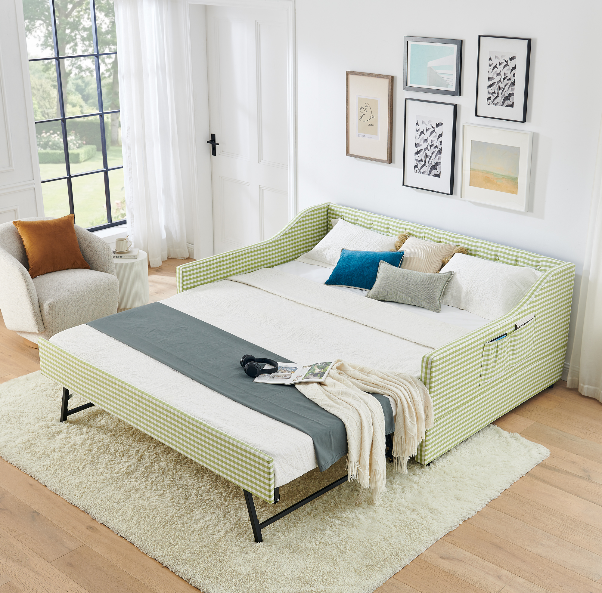 Full‑Size Upholstered Convertible Daybed