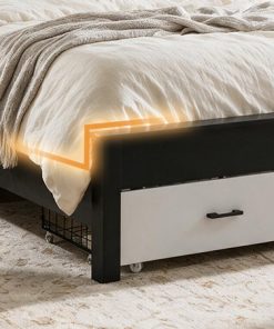 Rustic Farmhouse-style Queen Size Bed